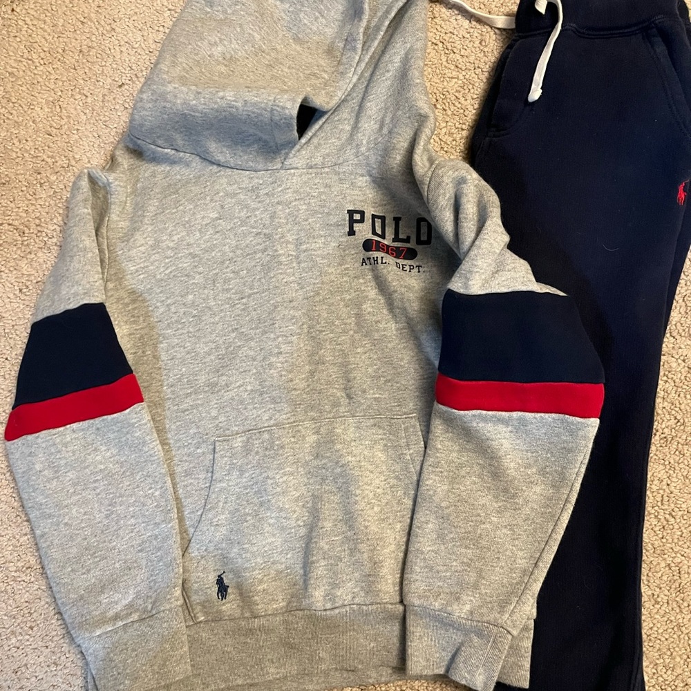 Boys Polo sweatsuit.
